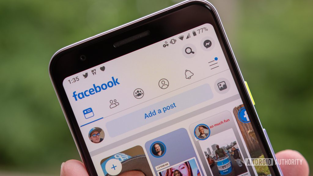 psa:-don't-look-up-your-ex!-facebook-bug-is-auto-sending-friend-requests
