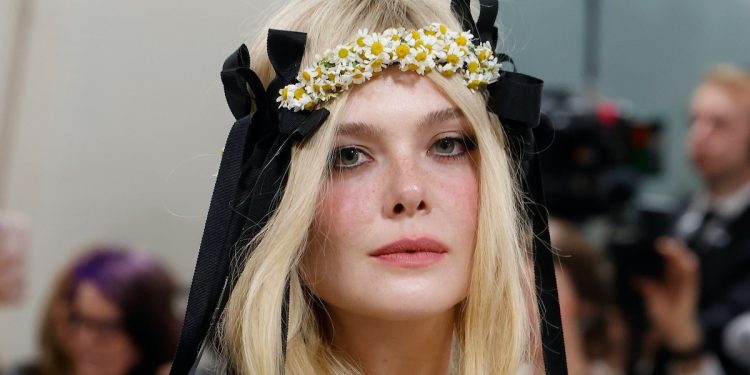 elle-fanning-lost-a-big-role-because-of-her-instagram-follower-count-–-w-magazine