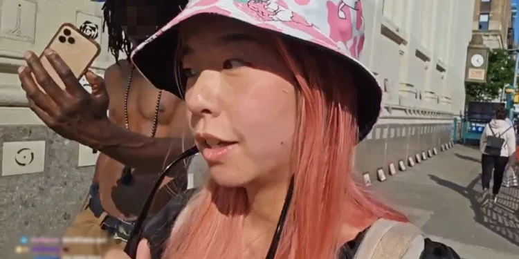 street-artist-goes-on-racist-rant-after-streamer-films-his-work-–-earlygame