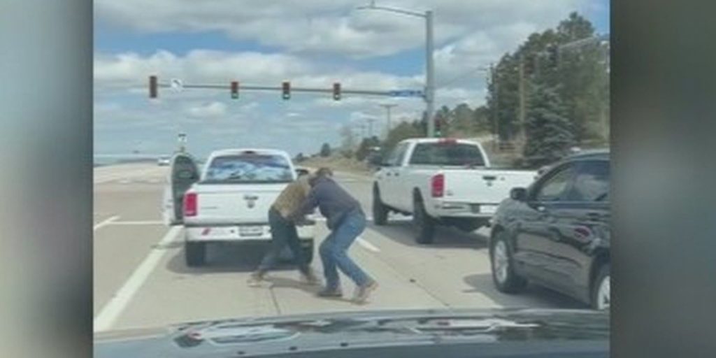 watch:-two-colorado-men-take-to-the-literal-definition-of-road-rage-–-kktv