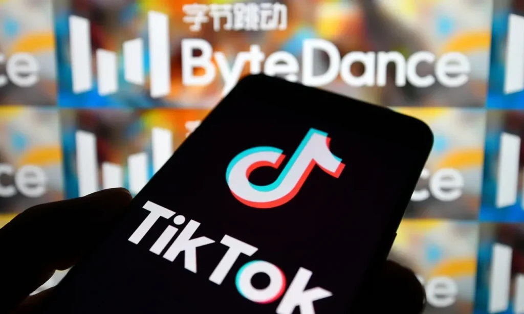 former-bytedance-employee-accuses-tiktok-of-stealing-content-from-snapchat-and-instagram