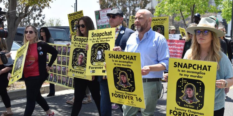 'gone-in-a-snap,'-parents-protest-the-social-media-company-they-view-as-complicit-in-their-…