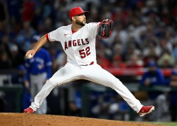la-angels-fans-thrilled-after-ryan-tepera's-sudden-dfa:-“way-past-time-for-this”