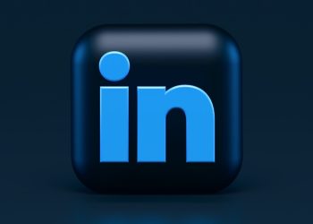 former-linkedin-employee-says-receiving-layoff-email-was-tough-and-shocking,-wonders-what-is-next