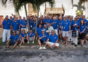 the-blue-wave-is-back-–-xvii-amicigar-–-cigar-journal