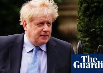 covid-inquiry-threatened-legal-action-over-boris-johnson-whatsapp-messages-–-the-guardian