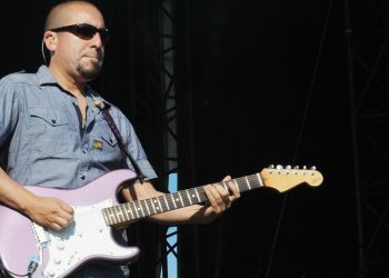 listen-to-our-compelling-'no-guitar-is-safe'-podcast-featuring-dave-shul-|-guitarplayer