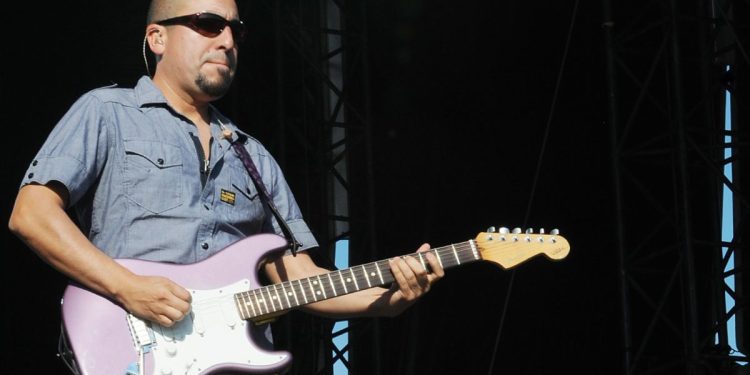 listen-to-our-compelling-'no-guitar-is-safe'-podcast-featuring-dave-shul-|-guitarplayer
