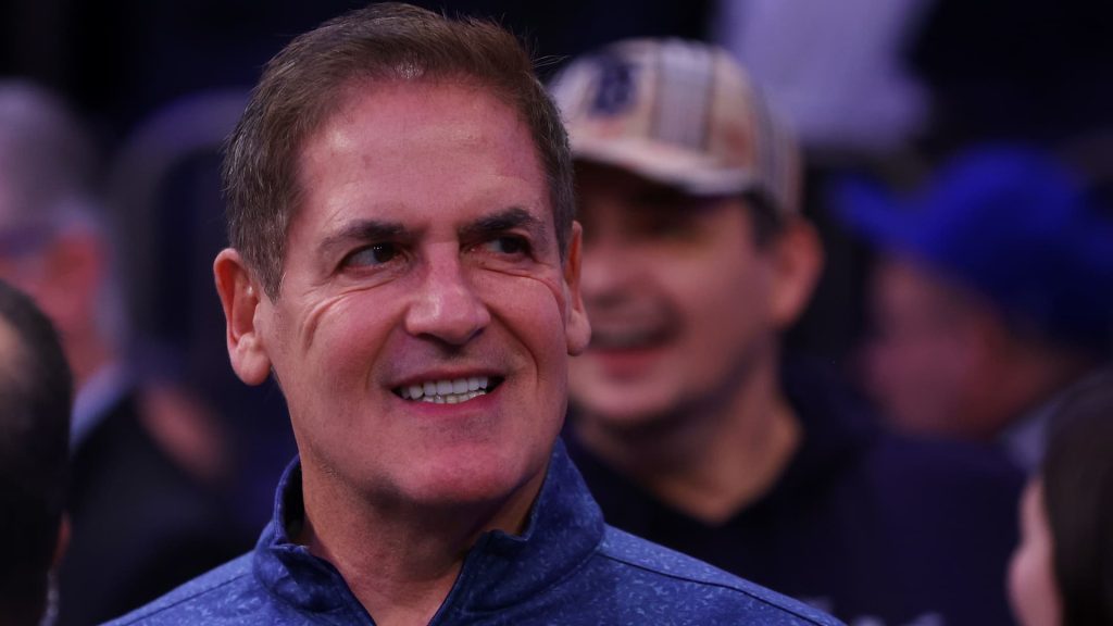 mark-cuban-says-twitter's-new-algorithms-are-designed-to-help-one-man-only:-elon-musk