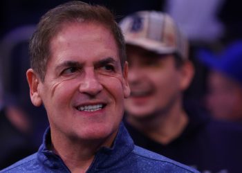 mark-cuban-says-twitter's-new-algorithms-are-designed-to-help-one-man-only:-elon-musk
