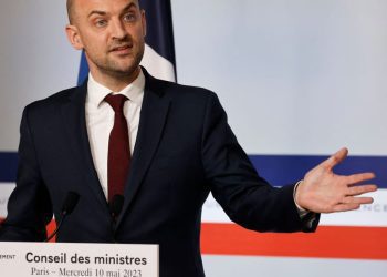blocked!-french-minister-threatens-to-ban-twitter-if-it-doesn't-follow-eu-rules-–-politico