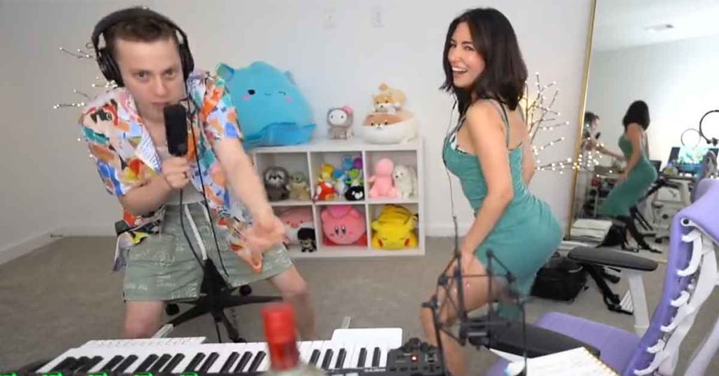 twitch-streamer-alinity-banned-for-twerking-on-stream-–-ebaum's-world-gaming