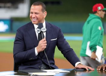 derek-jeter,-alex-rodriguez-,-new-york-yankees,-baseball,-mlb:-doug-mientkiewicz-throws-…
