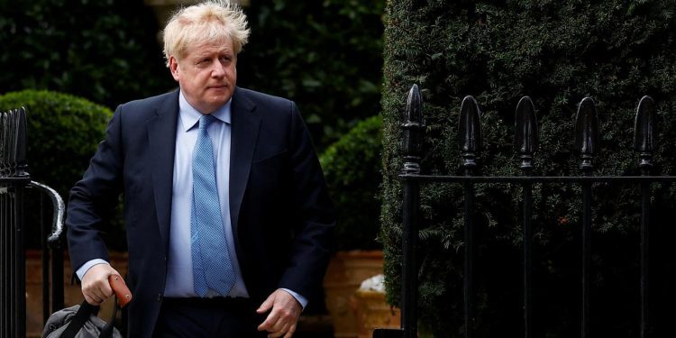 great-britain:-the-ex-prime-minister-and-the-coveted-whatsapp-chats-–-globe-echo