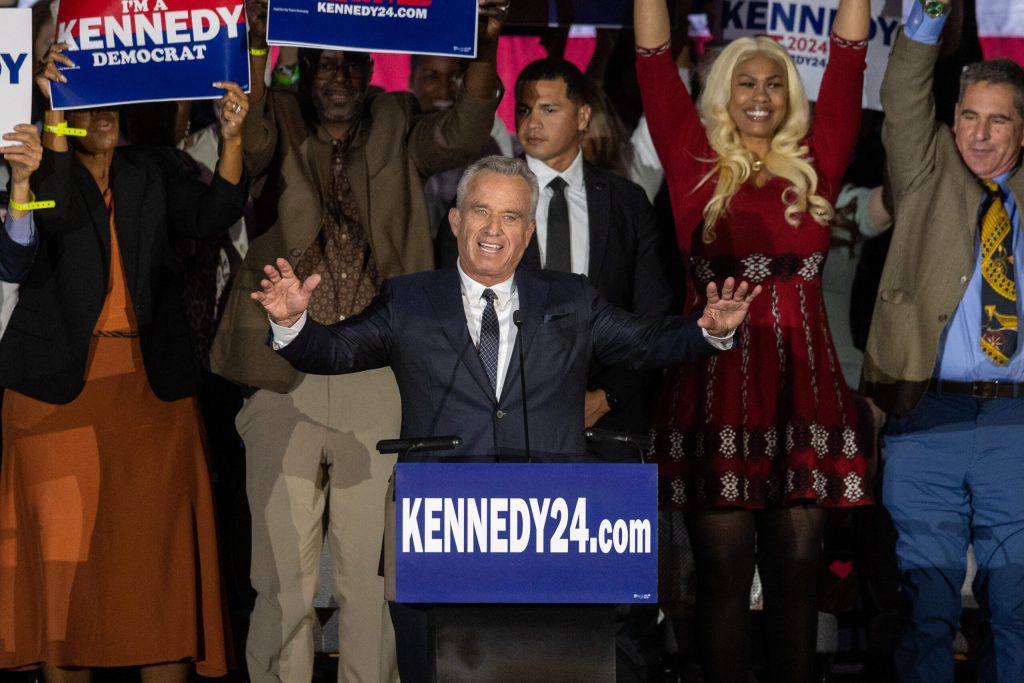 instagram-lifts-ban-on-robert-f-kennedy-jr.-–-the-messenger