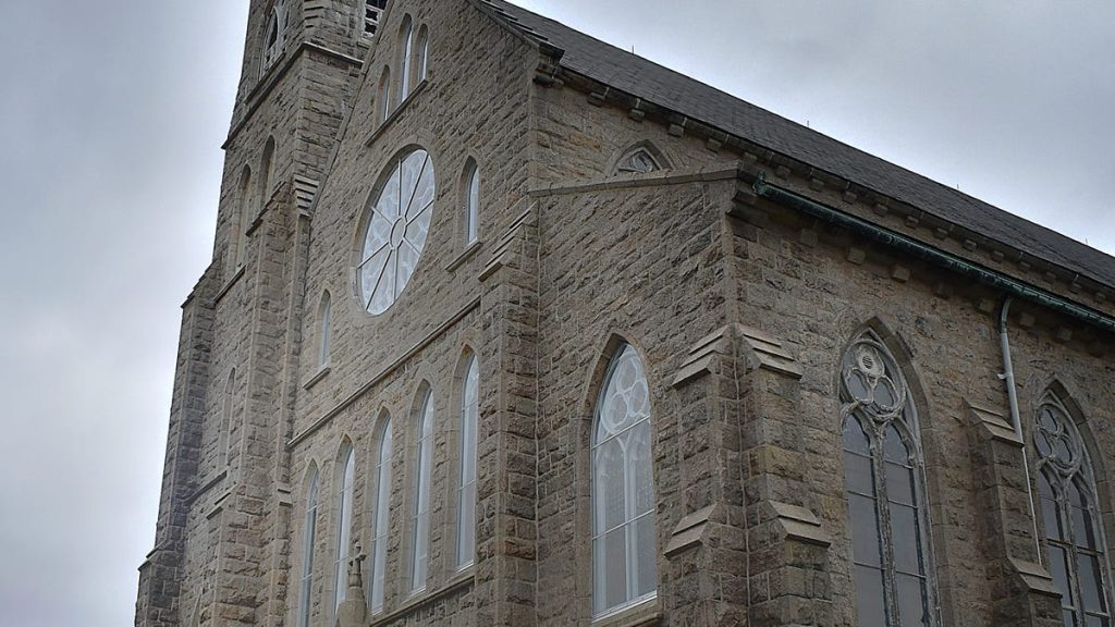 lumen-christi-gala-at-white's-on-june-7-to-help-cathedral-repairs-–-fall-river-herald-news