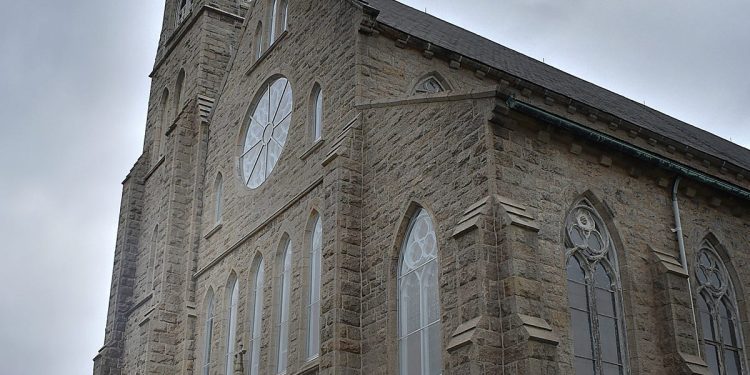 lumen-christi-gala-at-white's-on-june-7-to-help-cathedral-repairs-–-fall-river-herald-news