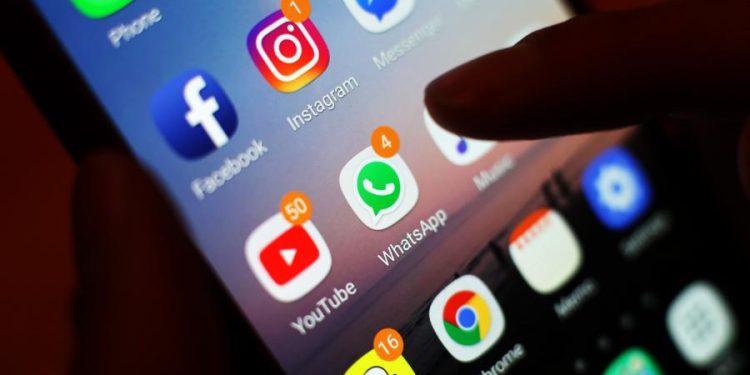 uk-government-sends-redacted-whatsapp-messages-to-inquiry-–-the-national