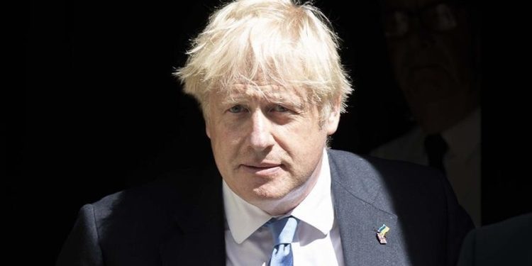uk-covid-inquiry-stands-firm-in-dispute-regarding-boris-johnson's-whatsapp-messages