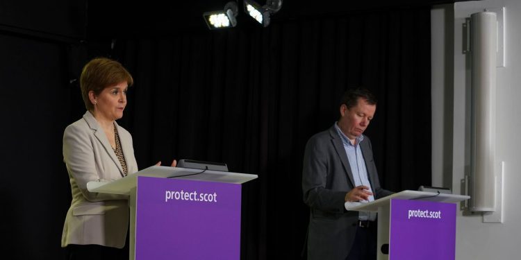 nicola-sturgeon-whatsapp-messages-could-be-relevant-to-covid-inquiry,-insists-aamer-anwar