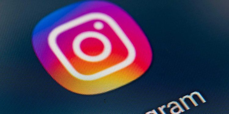 instagram-appears-to-be-developing-an-ai-chatbot-with-30-different-personalities-to-choose-from