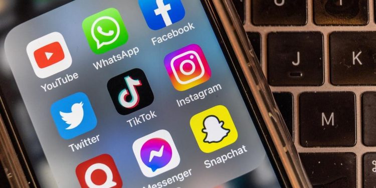 twitter,-tiktok,-instagram-and-youtube-criticized-by-consumer-group-over-misleading-crypto-ads
