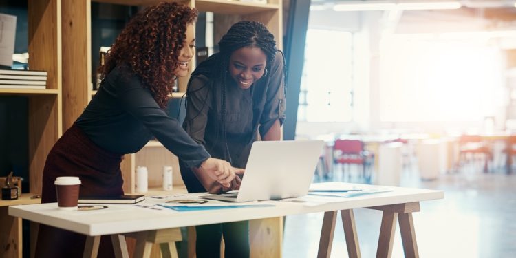 linkedin-launches-generative-ai-tool-to-write-ad-copy-|-venturebeat