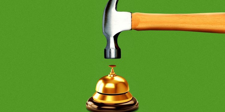 redevelopers-are-pouncing-on-shuttered-hotels-–-axios