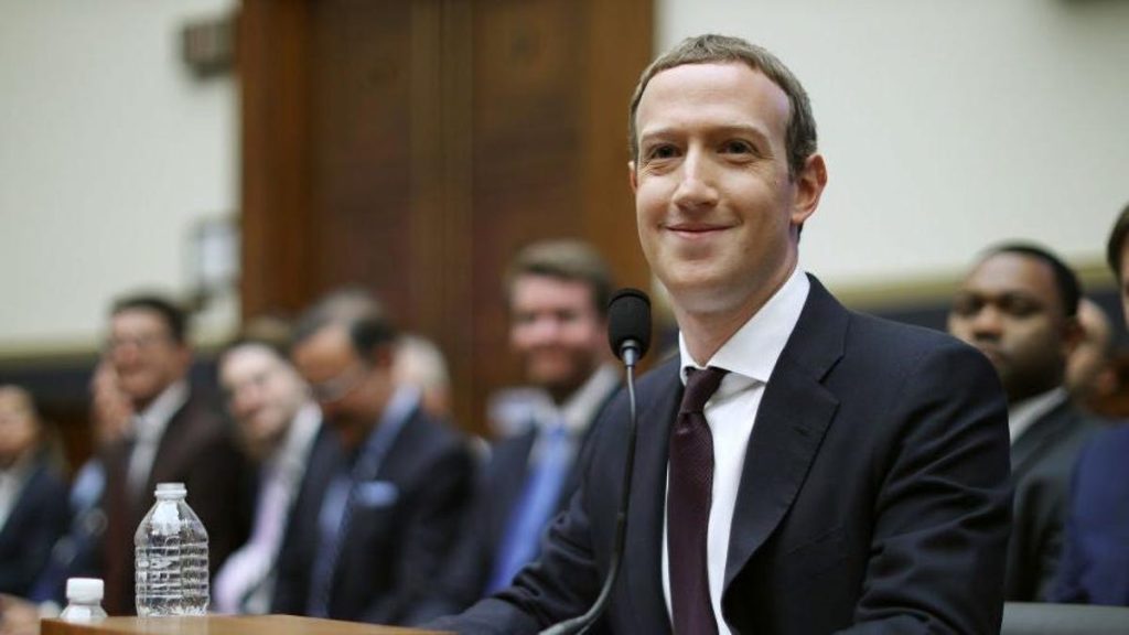 website-owners-say-traffic-is-plummeting-after-a-facebook-algorithm-change