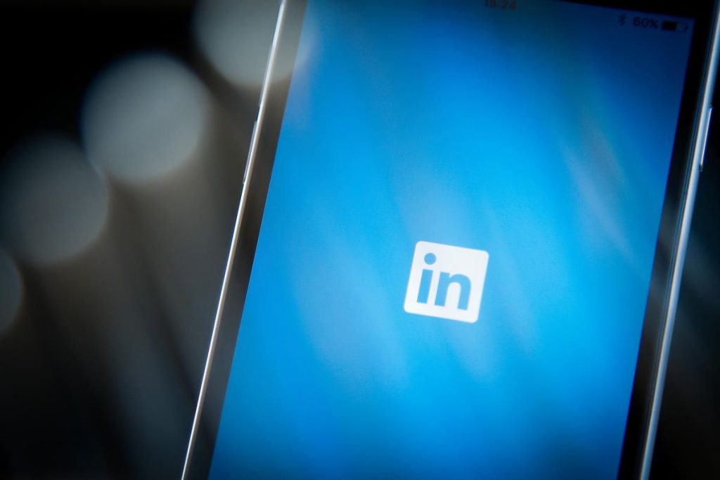 an-easy-way-to-get-impressive-linkedin-recommendations-–-forbes