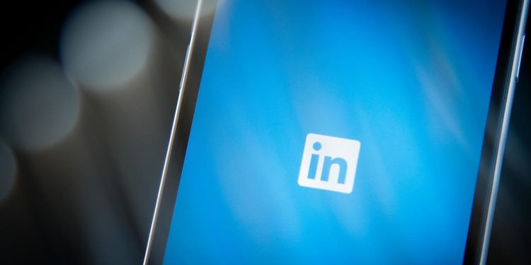 an-easy-way-to-get-impressive-linkedin-recommendations-–-forbes