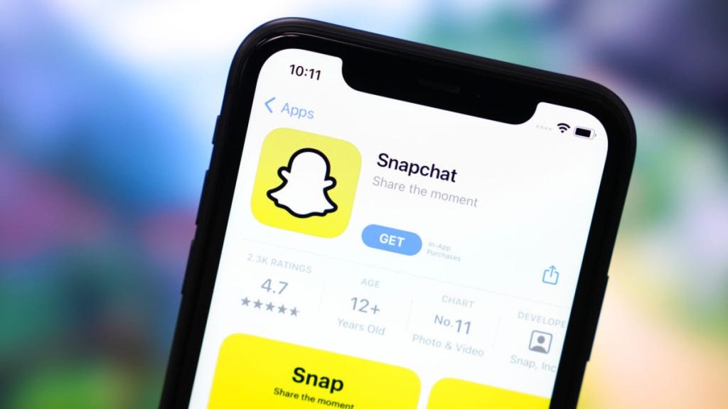 do-you-use-snapchat's-ai-chatbot?-here's-the-data-it's-pulling-from-you-|-zdnet