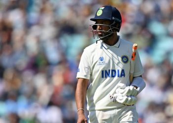 cheteshwar-pujara's-short-message-after-test-snub-leaves-twitter-emotional