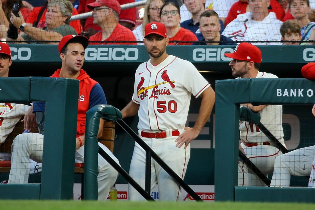 cardinals:-adam-wainwright-deactivates-twitter-account-after-london-series-–-fansided