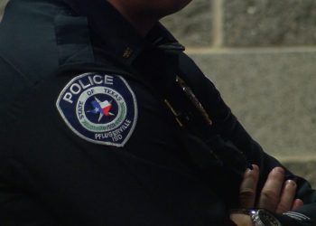 affidavit:-pfisd-officer-accused-of-'inappropriate-interactions,'-messaged-students-on-snapchat