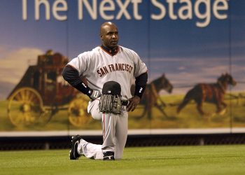 barry-bonds-admits-he-'wasn't-the-best-clubhouse-guy,'-says-teammates-thought-he-was-a-'d—'