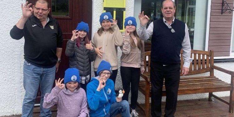 ullapool-sea-savers-install-cigarette-'ballot-bin'-at-local-restaurant-to-combat-pollution-in-the-sea