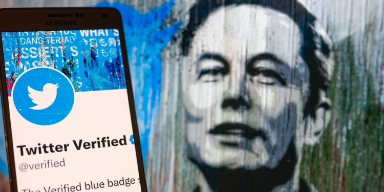 let's-face-it,-twitter-is-not-a-free-app-anymore-–-mashable