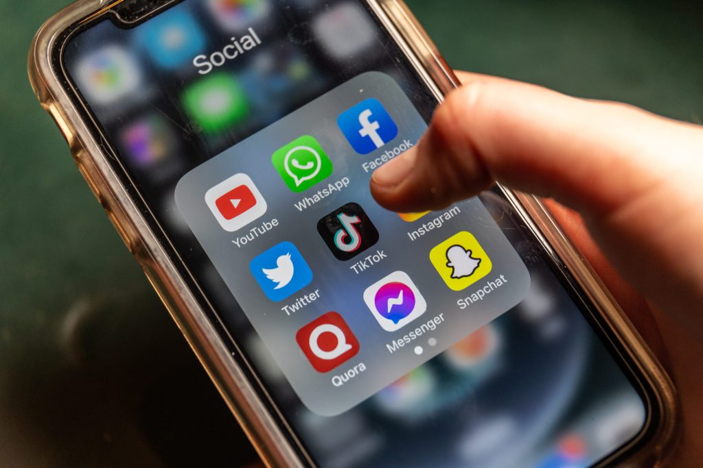 tiktok-companies-report-huge-uptick-in-users-during-french-riots-–-the-messenger