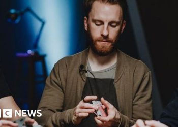 instagram's-threads:-'almost-every-influencer-will-be-hopping-on-it'-–-bbc-news