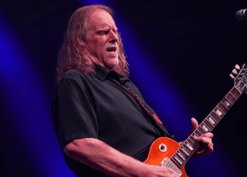 gov't-mule's-warren-haynes-announces-only-solo-show-of-2023-–-100.7-fm-–-kslx