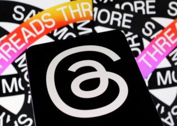 meta's-threads-swiftly-signs-up-30-million-users,-in-clear-threat-to-musk-owned-twitter