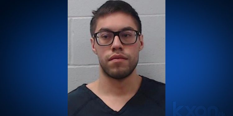 registered-sex-offender-accused-of-finding-10-year-old-victim-on-snapchat,-arrested-in-hays-county