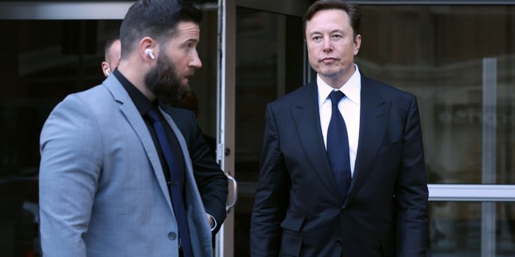 elon-musk's-twitter-sues-top-law-firm-wachtell-over-$90-million-fee-–-cnbc