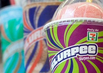 you-can-get-2-free-slurpees-to-celebrate-7-eleven's-birthday-this-year:-here's-how-–-fox43