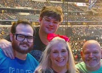 family-grieving-oldham-county-teacher-killed-in-washington-dc:-'max-was-a-champion'