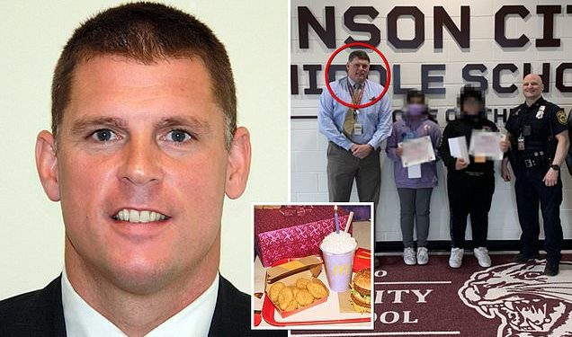 middle-school-principal-'used-snapchat-to-try-to-lure-16-year-old-girl-to-meet-him'-–-daily-mail