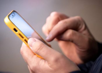 principal-lured-teen-he-met-on-snapchat-with-milkshake,-nuggets:-cops-|-kfi-am-640