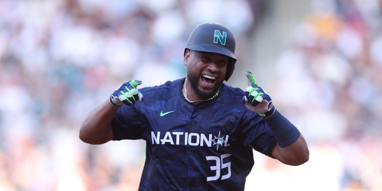 elias-diaz's-game-winning-hr-shocks-twitter-as-nl-rallies-past-al-in-2023-mlb-asg