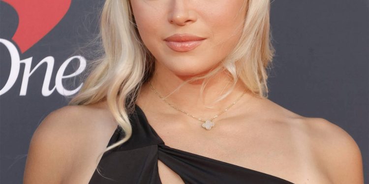 lsu-gymnast-olivia-dunne-crushes-over-nfl's-chocolate-boy-patrick-mahomes-at-espy-2023